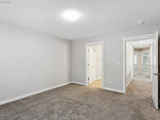 Building Photo - 2506 NE 53rd St