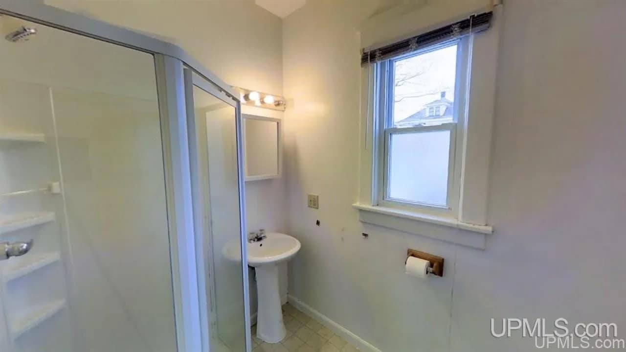 Building Photo - 1530 Fitch Ave