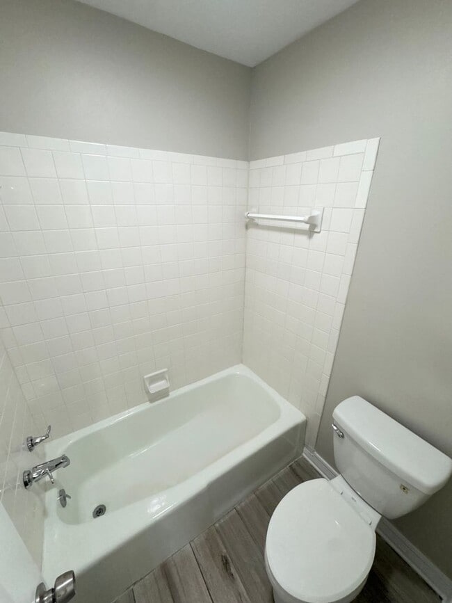 Building Photo - Shreveport Home!