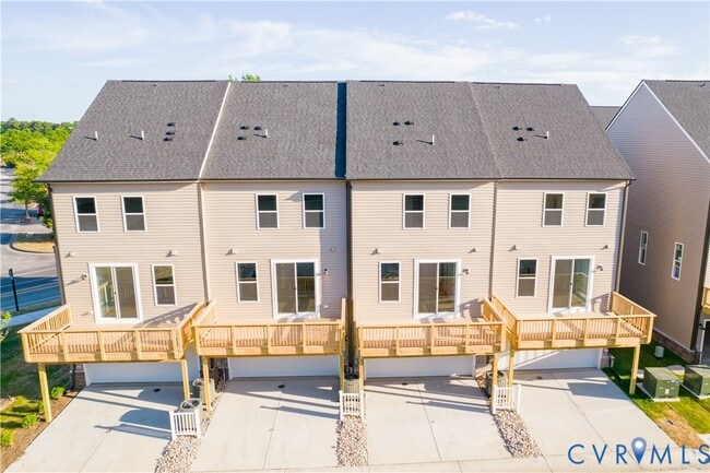 Building Photo - 9943 Albright Knot Wy
