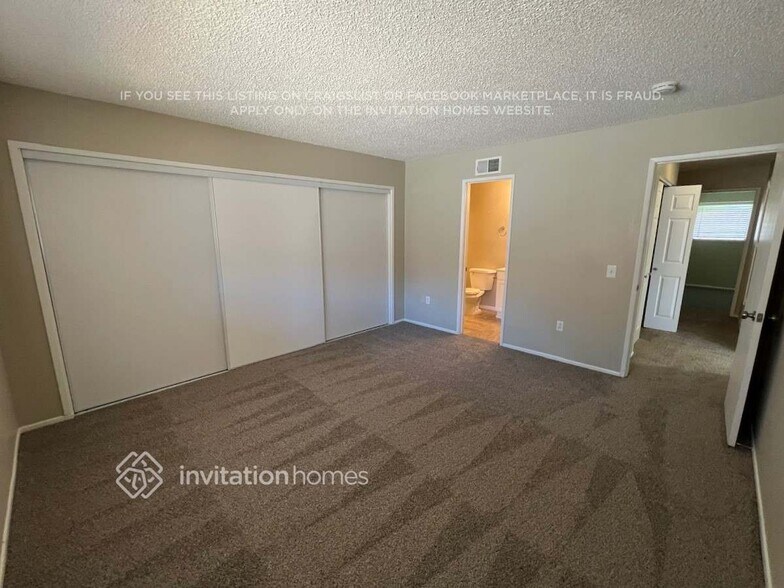 Building Photo - 6059 Ave Juan Diaz