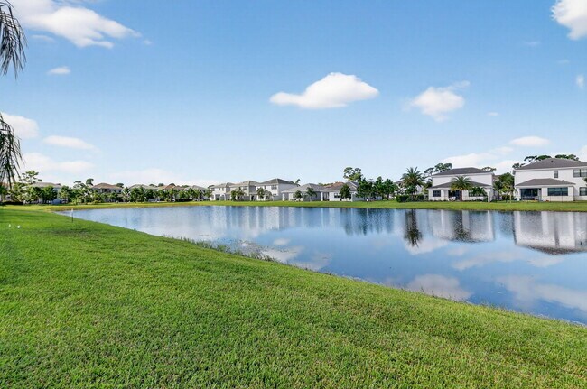 Building Photo - 7303 Estero Dr