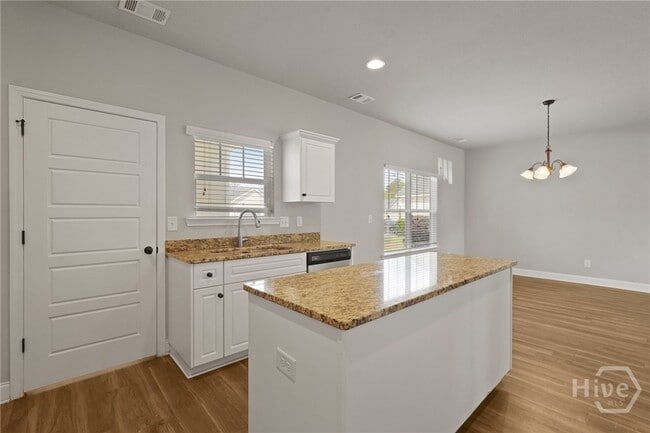 Building Photo - 504 Potter Stone Square