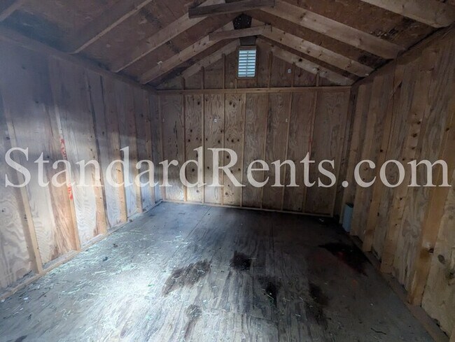 Building Photo - 2591 Kings Cir NW