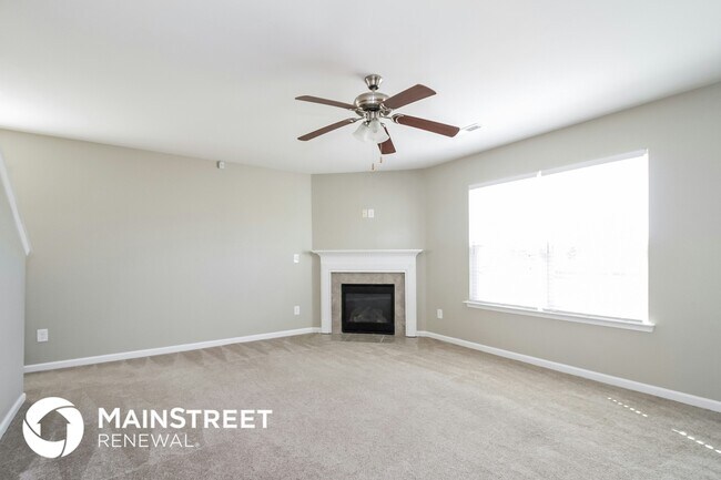 Building Photo - 2710 Pine Cove Dr SW