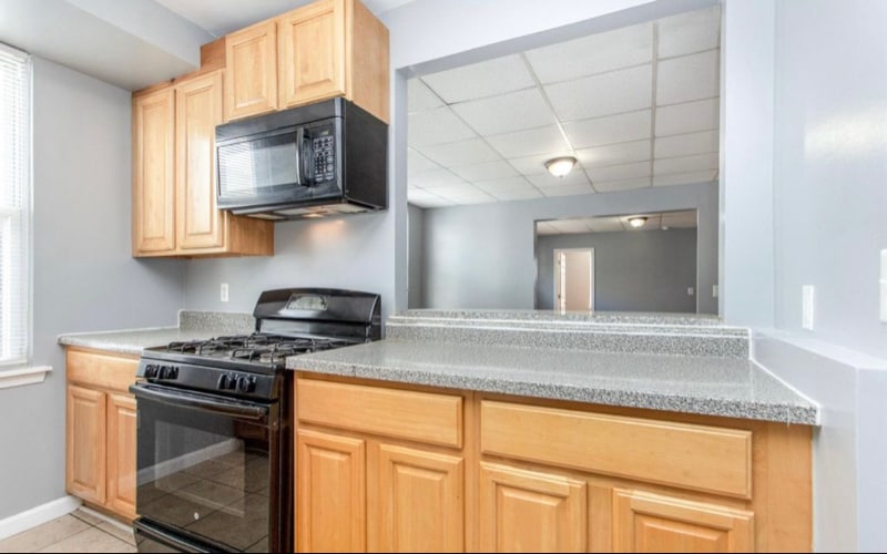 Building Photo - 4002 Oakford Ave