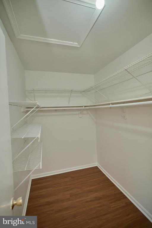 Building Photo - 46760 Hobblebush Terrace