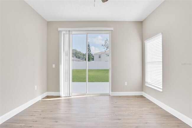 Building Photo - 407 Acacia Tree Way