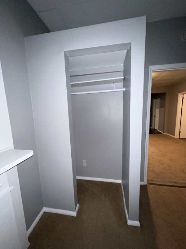 Building Photo - 1 Russell Pl