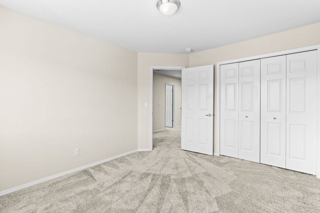 Building Photo - FOR RENT: CORNER LOT, Immaculate, lovely and spacious home - 5 bed, 3 bath + bonus room with 3-ca...