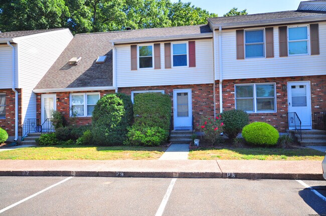 Building Photo - 3 St Marc Cir