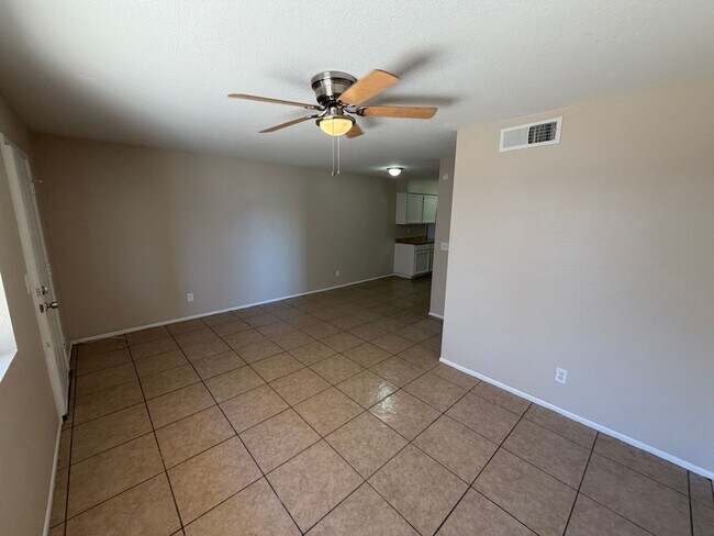 Building Photo - 145 S Doran