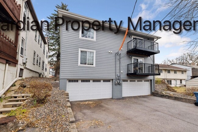 Building Photo - 3916 Sheridan Ave S