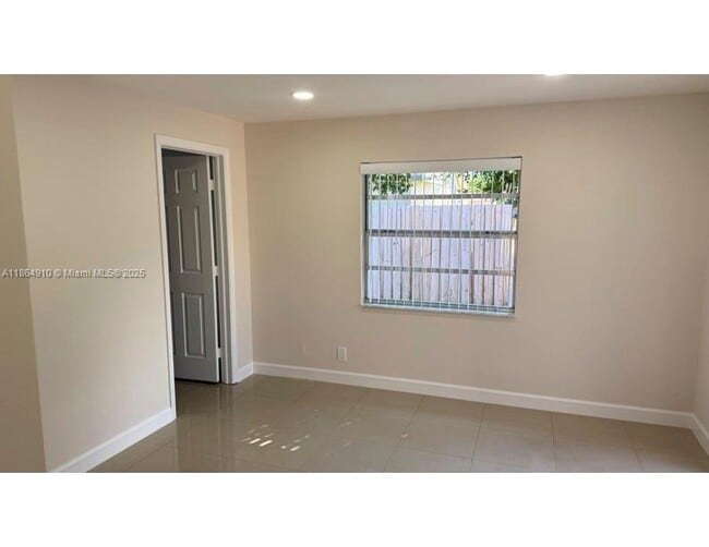 Building Photo - 282 NW 41st Way