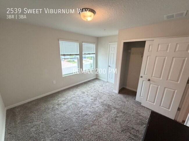 Building Photo - 2539 Sweet Viburnum Wy