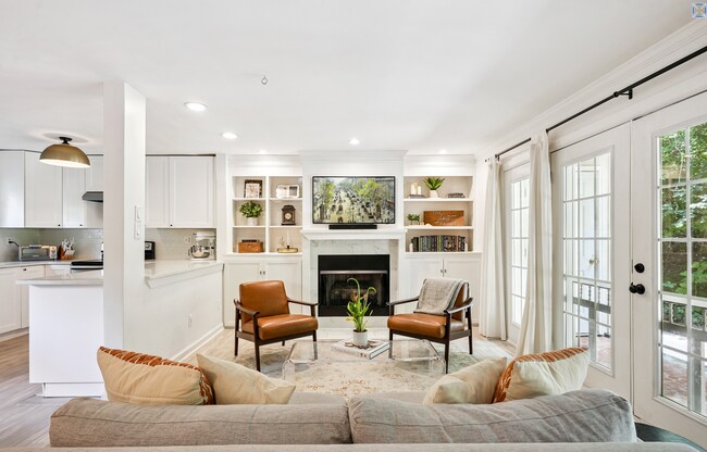 Building Photo - 2 Bedroom Condo in Buckhead for RENT!!! (Garden Brook at Peachtree Hills)