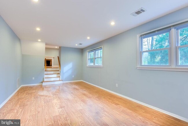 Building Photo - 857 Cherry Hill Rd
