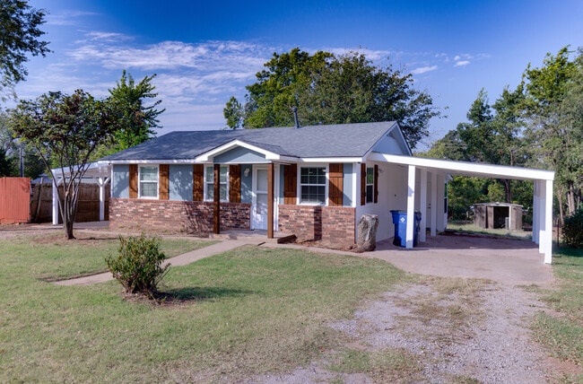 Primary Photo - 5117 Triplett Rd