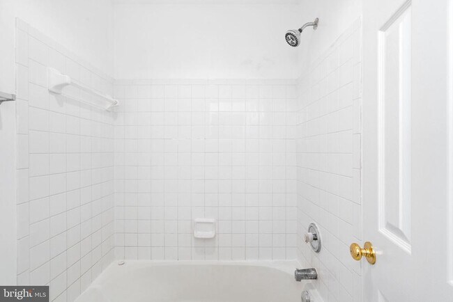 Building Photo - 9023 Brewer Creek Pl