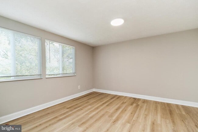 Building Photo - 3380 Longbow Ct