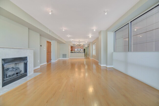 Building Photo - 1425 Rhode Island Ave NW