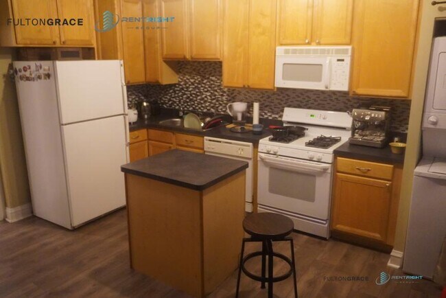 Building Photo - 1 bedroom in Chicago IL 60614
