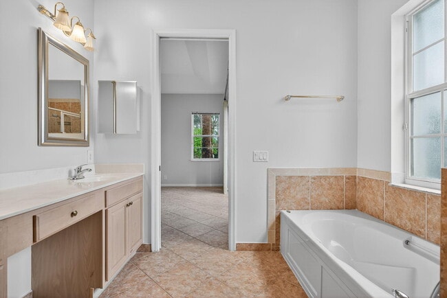 Building Photo - 130 Mangrove Bay Way