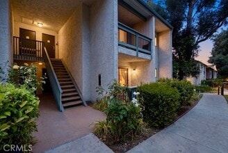Building Photo - 23637 Park Capri