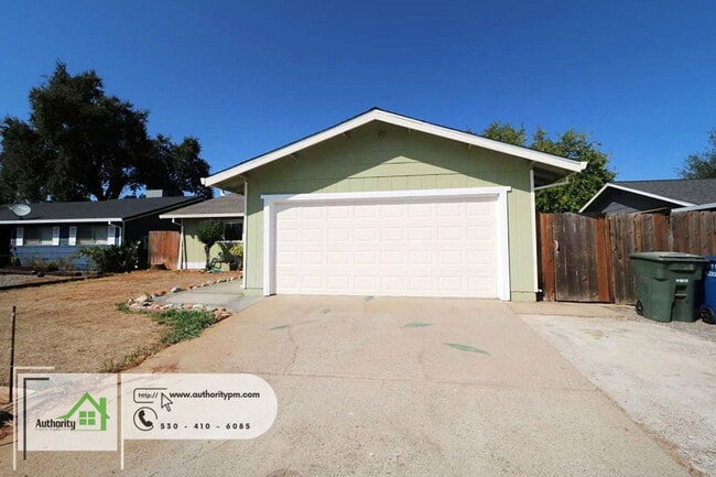 Building Photo - 2452 Capella St