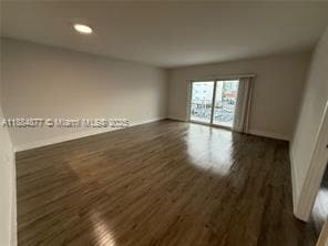 Building Photo - 626 NE 168th St