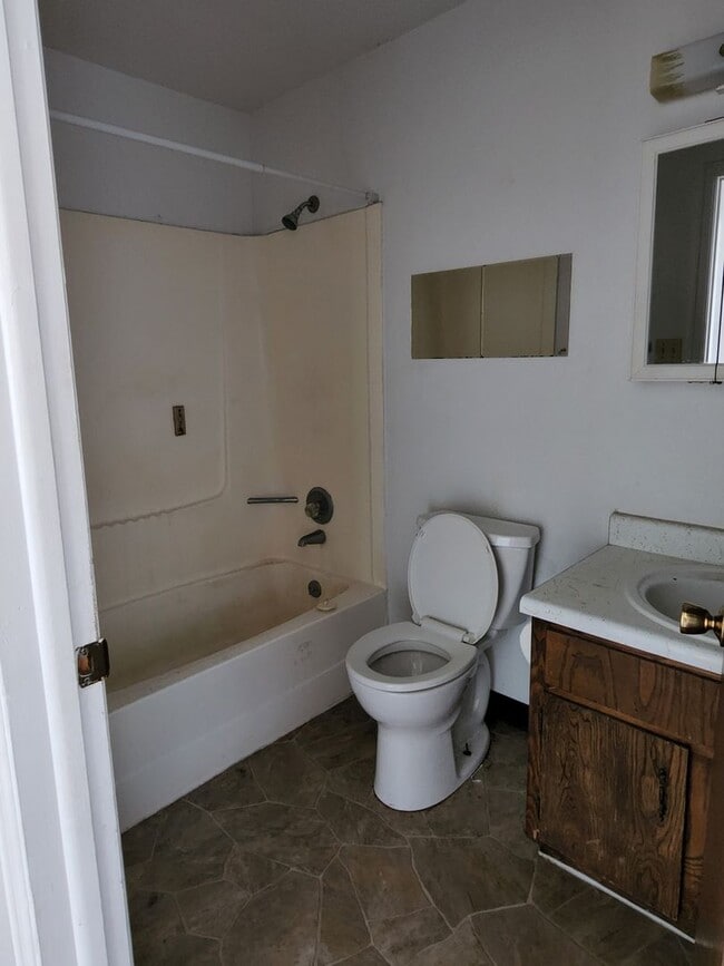 Building Photo - Parkview4517