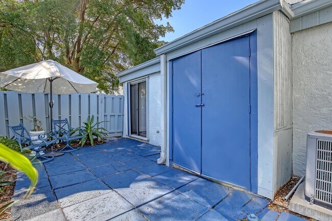 Building Photo - 241 NW 15th St