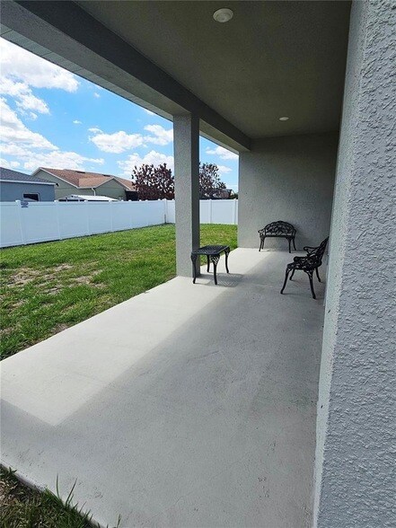 Building Photo - 39 Catalina Ct