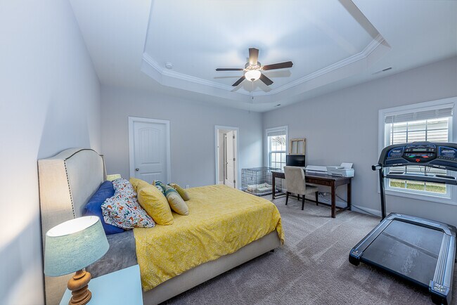 Building Photo - 3006 Weathersby Dr