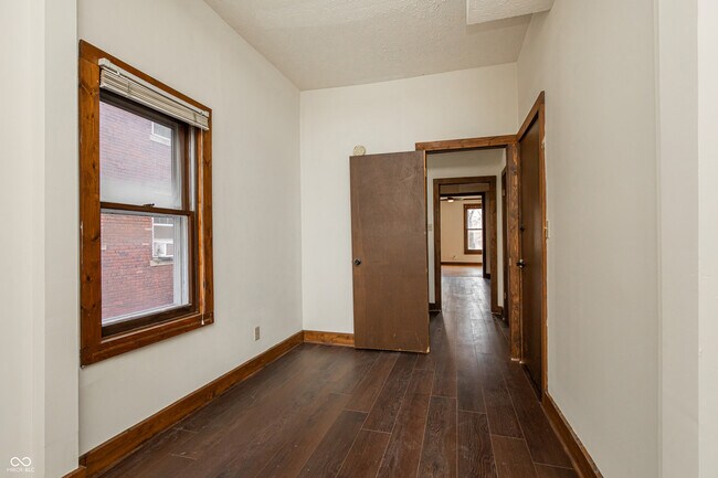 Building Photo - 2107 N Pennsylvania St