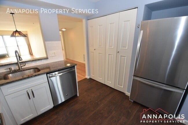 Building Photo - 2024 Quay Village Ct