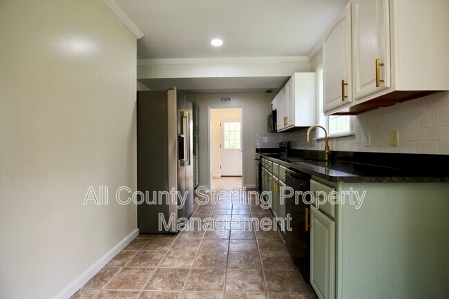 Building Photo - 3581 NW Bur Oak Pl