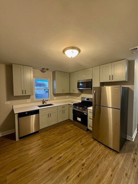 Building Photo - 146 S 9th Ave