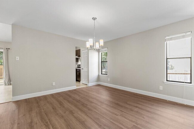 Building Photo - 13131 New Boston Bend