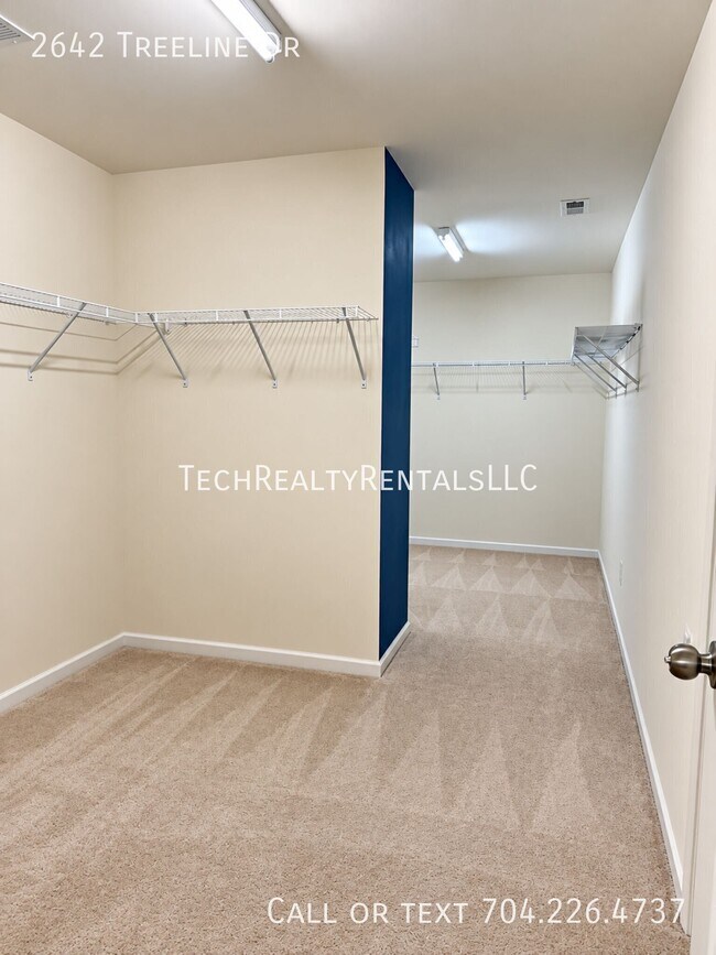 Building Photo - 2642 Treeline Dr