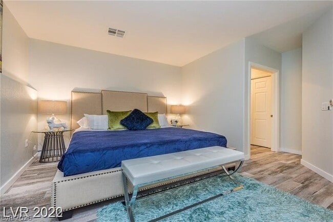 Building Photo - 7067 Westpark Ct