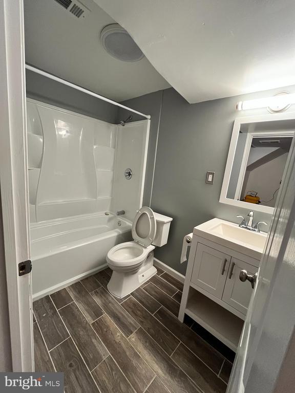 Building Photo - 7766 Epsilon Dr
