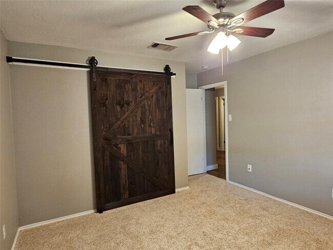 Building Photo - 3932 Haleys Way
