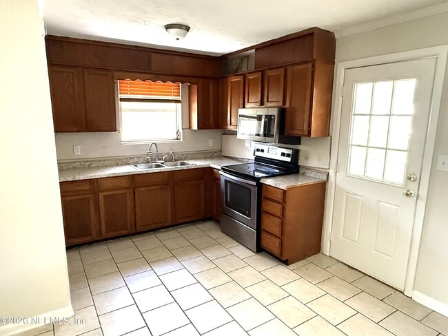 Building Photo - 4705 Herta Rd