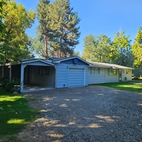 Building Photo - 3007 Shamrock St