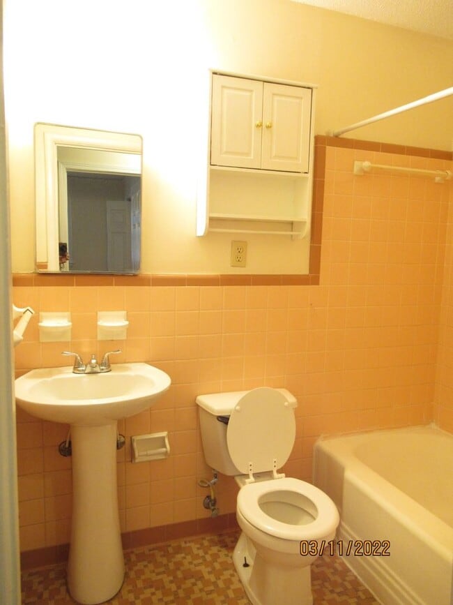 Building Photo - (Alice Drive Schools)- 3 Bedroom, 2 Bath S...