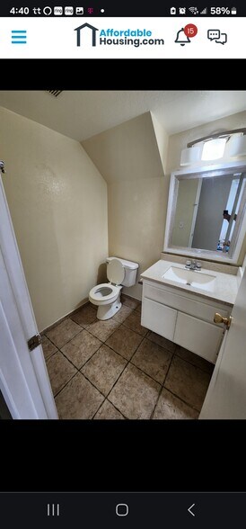 Building Photo - 745 S Lark Ellen Ave