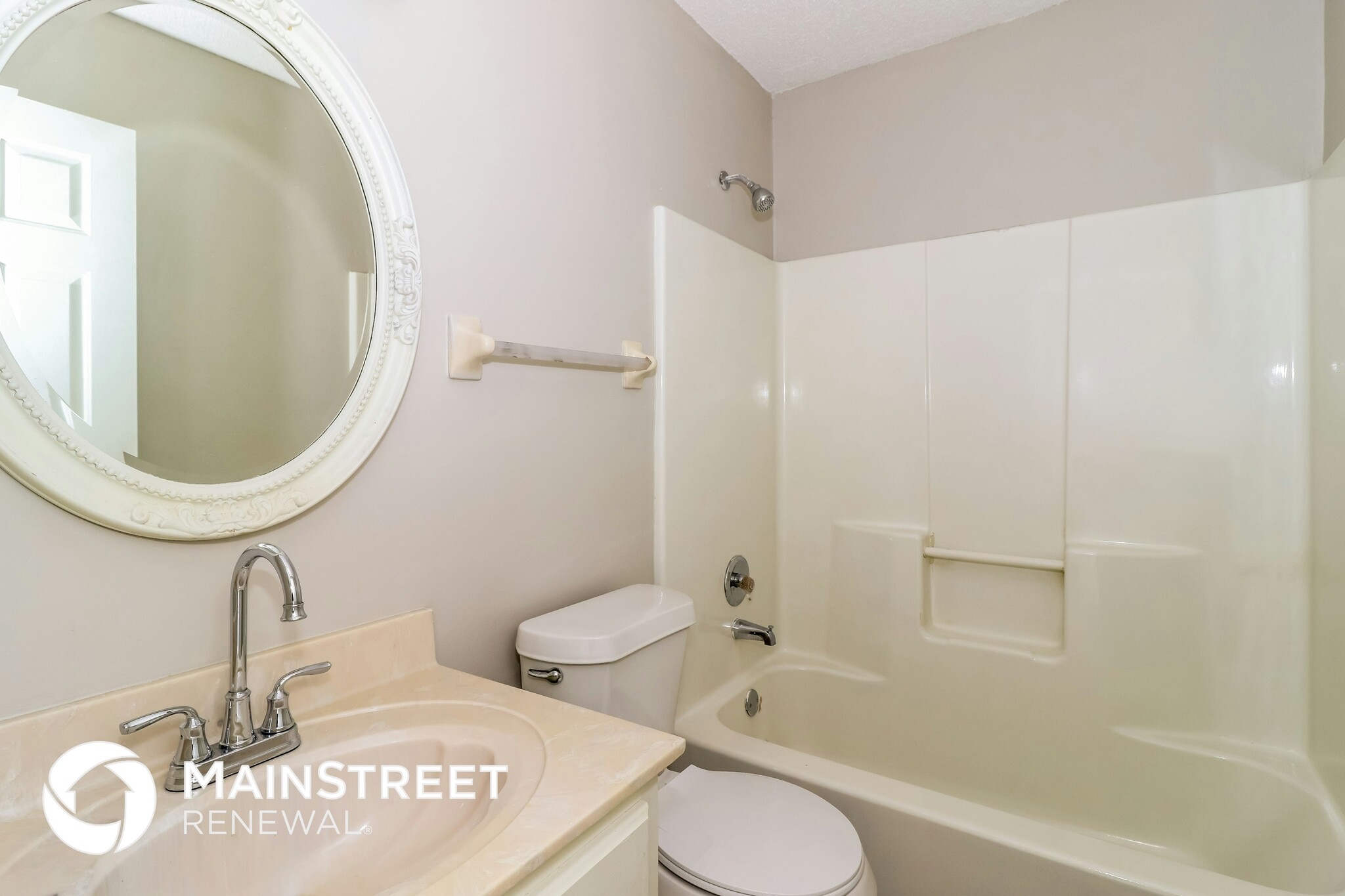 Building Photo - 2202 Stone Stream Dr