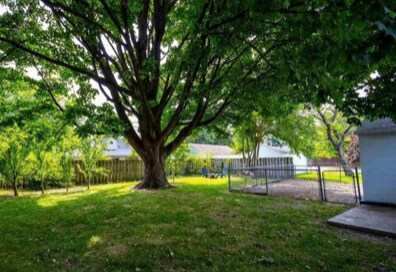 Building Photo - 2073 Ridgemont Rd