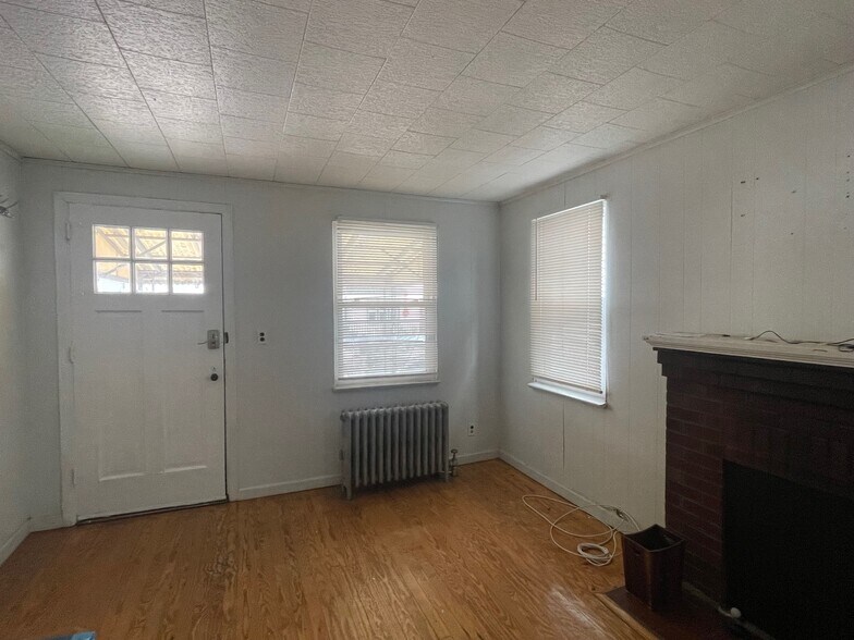 Building Photo - 63 Brookline Ave